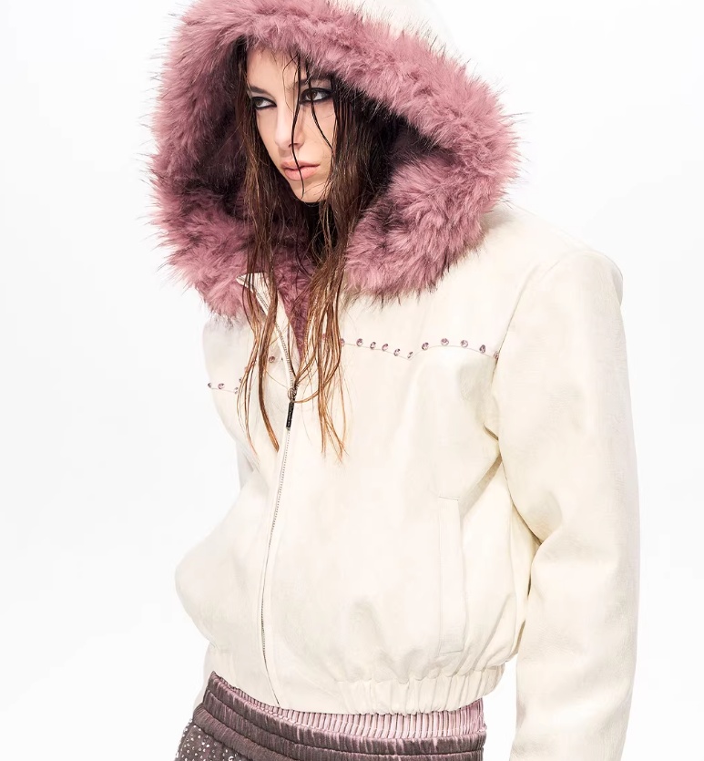 Mens Faux Fur Hooded Padded Jacket For Winter - الصورة 4